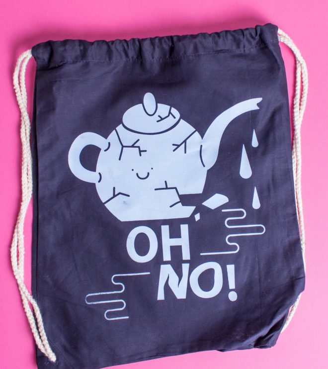 Teatime_gymbagnavy_02